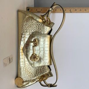 Beautiful gold handbag NWT